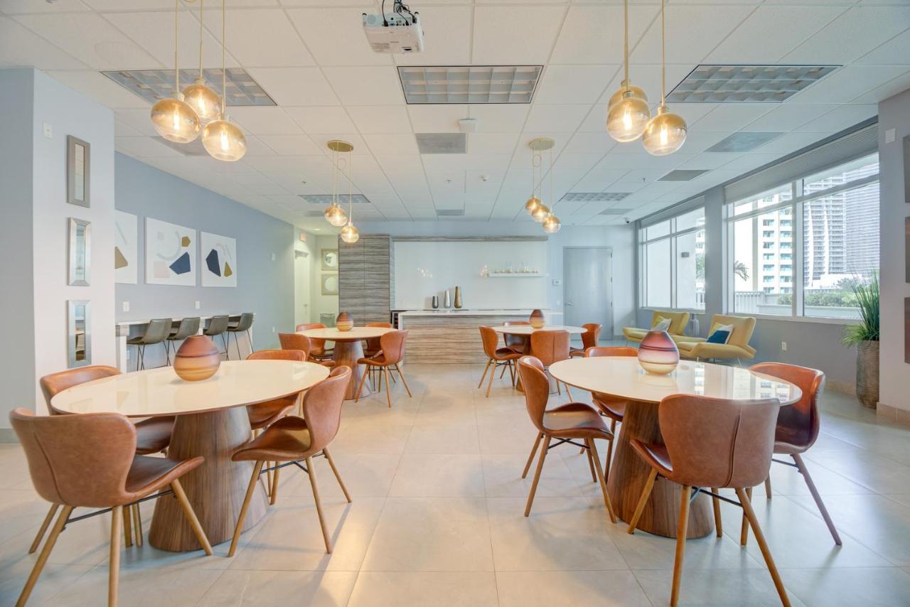 Luxury 2 Bedrooms Brickell Bay Apartment マイアミ エクステリア 写真